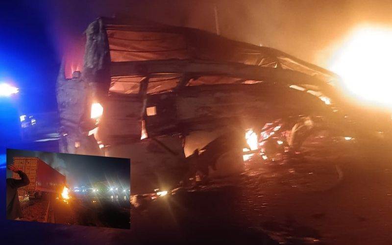  ٹرک سلیپرکوچ بس سے ٹکر کرہوئی شعلہ پوش۔ کم از کم9 ہلاک 20سے زائد زخمی 